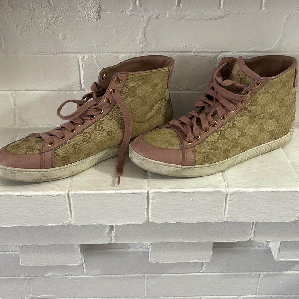 Womens Gucci Sneaker
